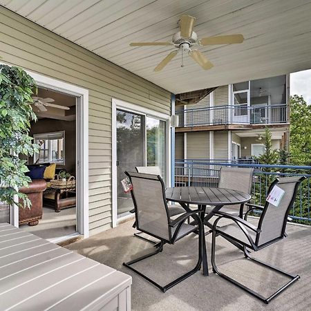 Waterfront Lake Ozark Condo With Deck And Pools 外观 照片