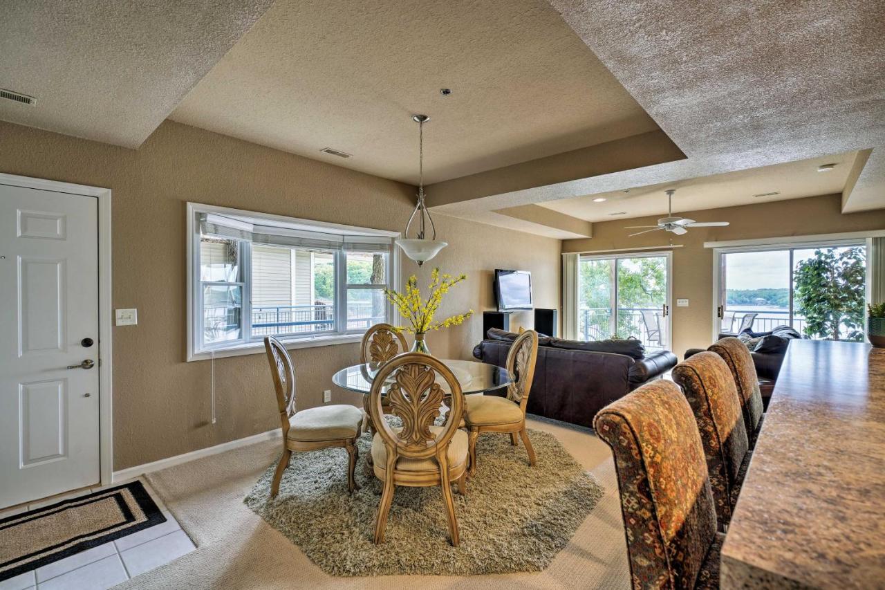Waterfront Lake Ozark Condo With Deck And Pools 外观 照片